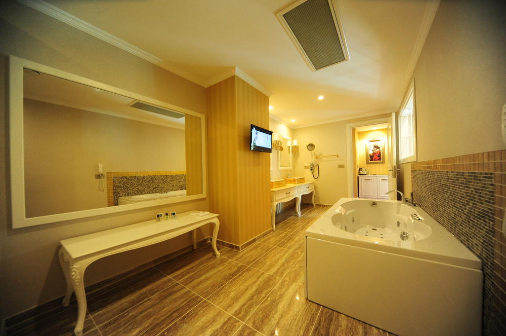 Grand Gocek Hotel Bilik gambar